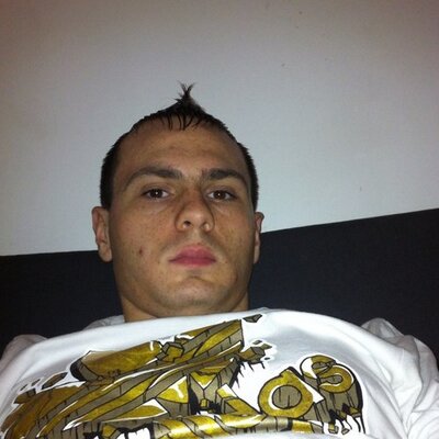 Profile Picture of Villandre Fare (@VillFare) on Twitter