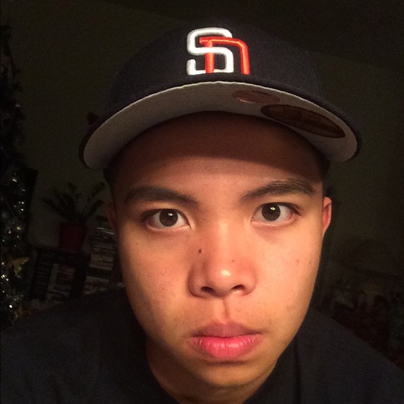 Profile Picture of Sean matthew Razon (@bigasean96) on Poshmark