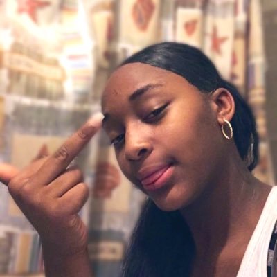 Profile Picture of Kiyatoofly (@ZakiyaDaniels) on Twitter