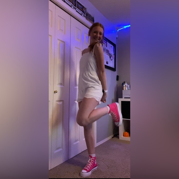 Profile Picture of Charlee Bilbruck (@charbil0809) on Poshmark