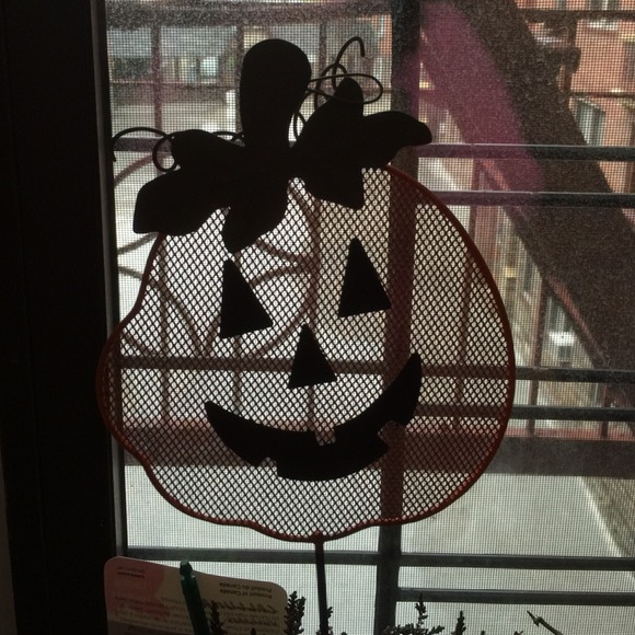 Profile Picture of Lupe Hernandez (@marynik) on Poshmark