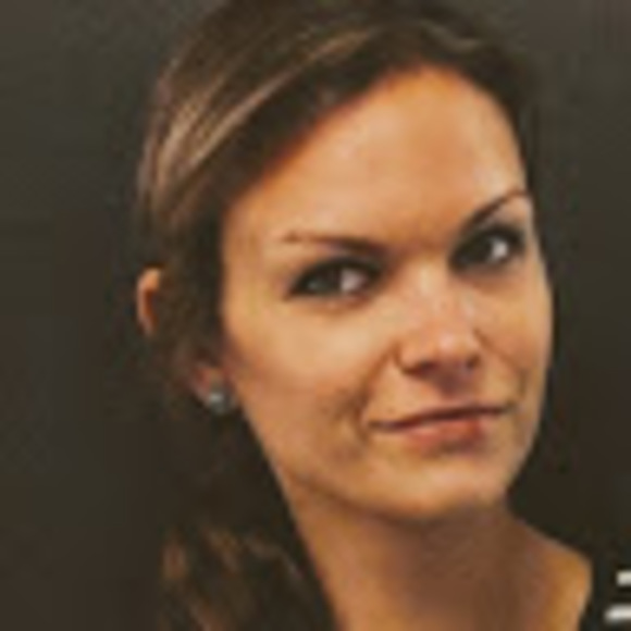 Profile Picture of Svetlana Bahret (@svetlanabahret) on Poshmark