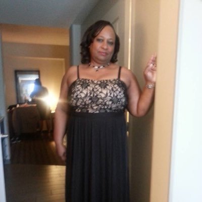Profile Picture of KAY FIELDS (@ABUELAKAY) on Twitter