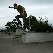 Profile Picture of Nathan Lynch (@nathanthomaslynch) on Youtube
