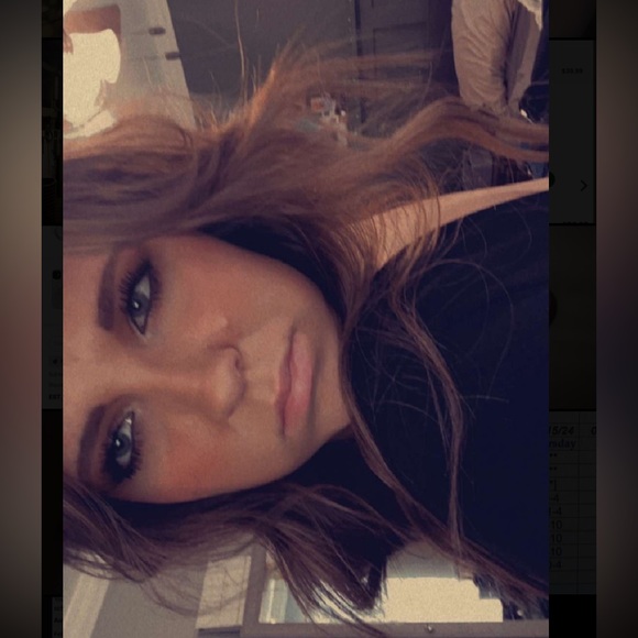 Profile Picture of Mackenzie Hudson (@mackenziehud653) on Poshmark