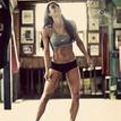 Profile Picture of Cara Conway (@CaraConway7) on Twitter