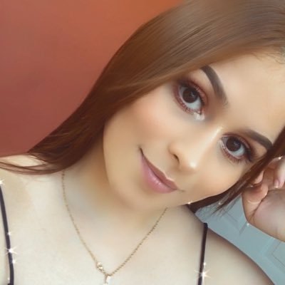 Profile Picture of Alejandra M. Baca🌙 (@AleMitt) on Twitter