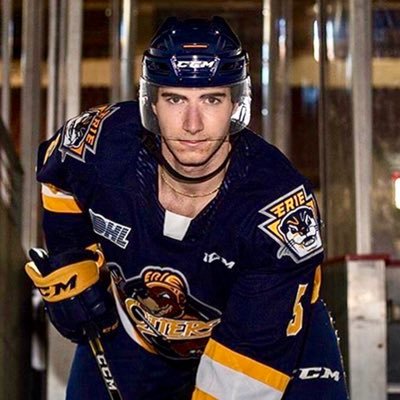 Profile Picture of Jacob Golden (@jacob_golden42) on Twitter