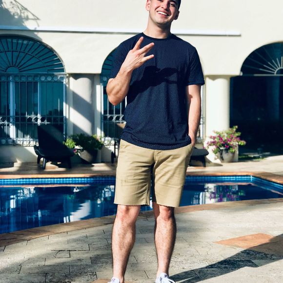 Profile Picture of Troy Perez (@troyp13) on Poshmark