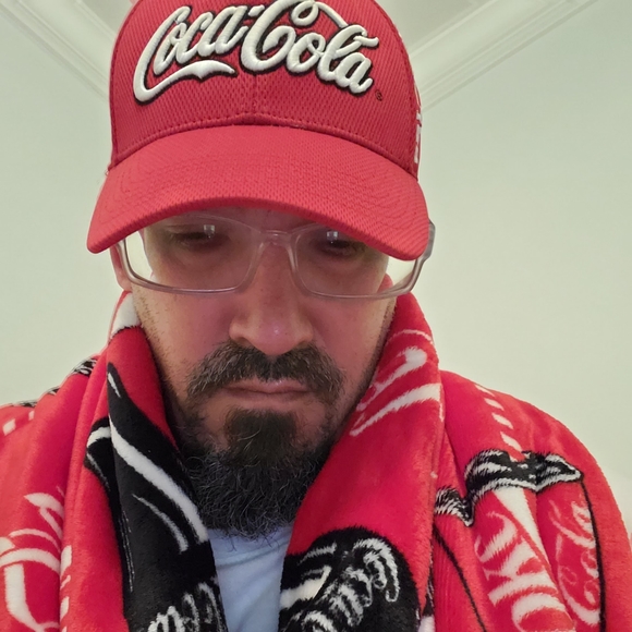 Profile Picture of Andre Alvarado (@andre_a23) on Poshmark