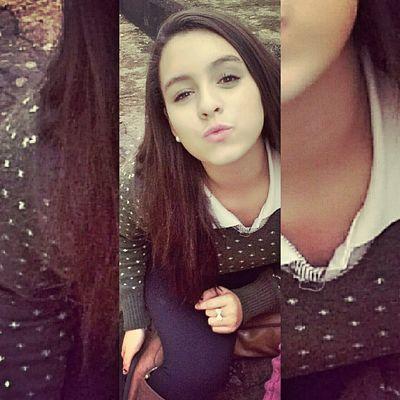 Profile Picture of Carol Muniz (@carolmuniz277) on Twitter