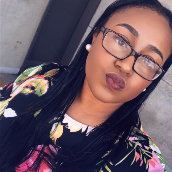 Profile Picture of Tabitha Higgs (@tabithahiggs) on Poshmark