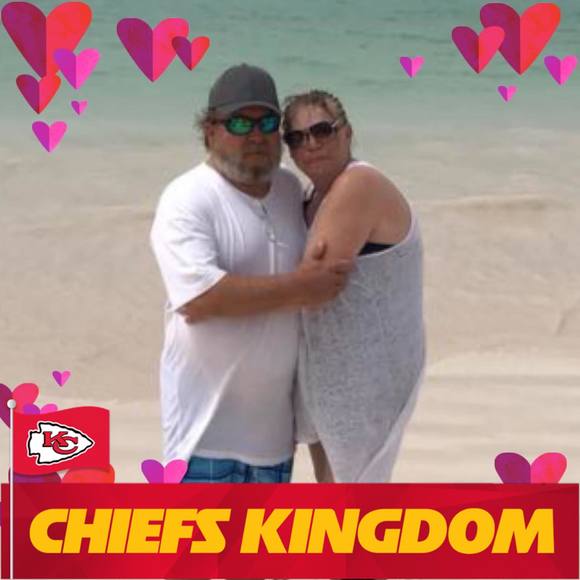 Profile Picture of Paula Hubbard (@gmahubb) on Poshmark