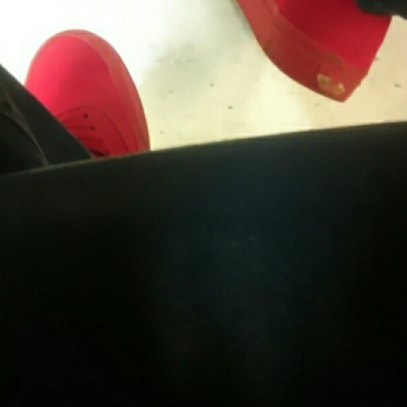 Profile Picture of Bryan Desantos (@lil_migo) on Poshmark