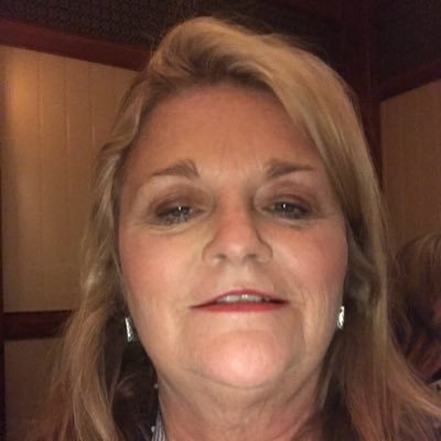 Profile Picture of Diane Daniels Smith (@DDS1102) on Twitter