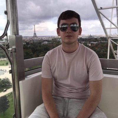 Profile Picture of Charles Featherstone (@charlesfeather2) on Twitter