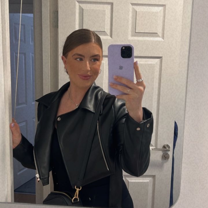 Profile Picture of   One of the best African... (@chlooebrownn) on Tiktok