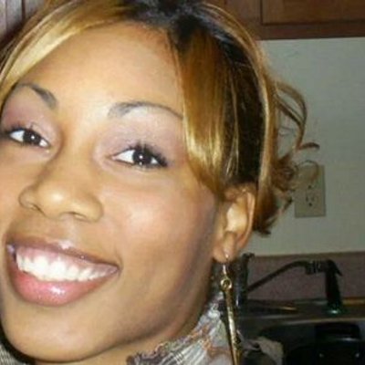 Profile Picture of Antonia Simpson (@simpson4quality) on Twitter