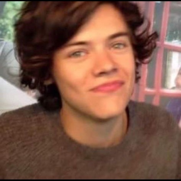 Profile Picture of Emaleigh Maklary (@emaleigh_m) on Poshmark