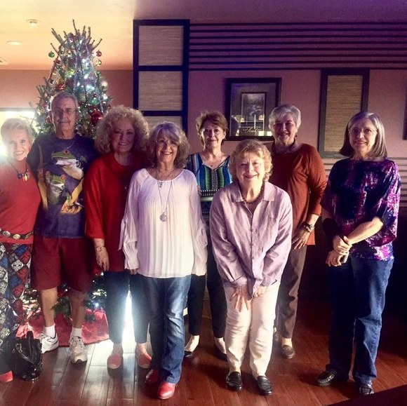 Profile Picture of Sally Seibert (@salcherisamujer) on Poshmark