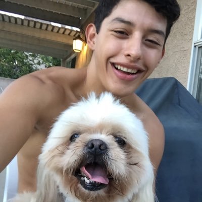 Profile Picture of Jacob Rosales (@Jacob__Rosales) on Twitter