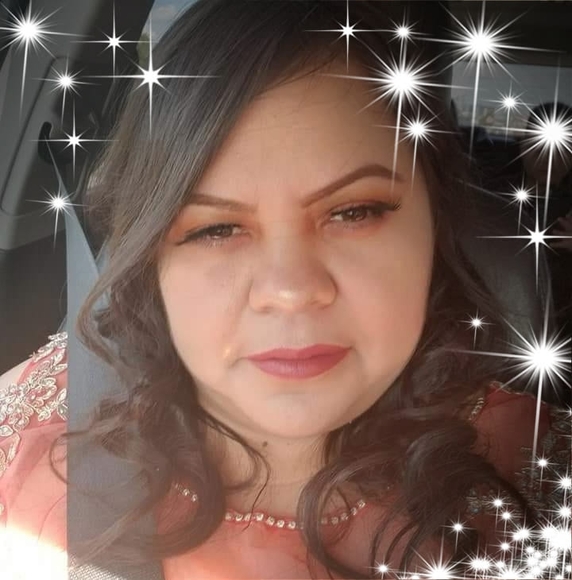 Profile Picture of Juana Zavala (@zjuana21) on Poshmark