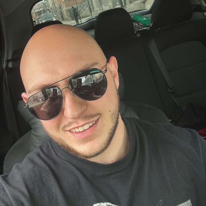 Profile Picture of Papi (@alexandroww) on Tiktok