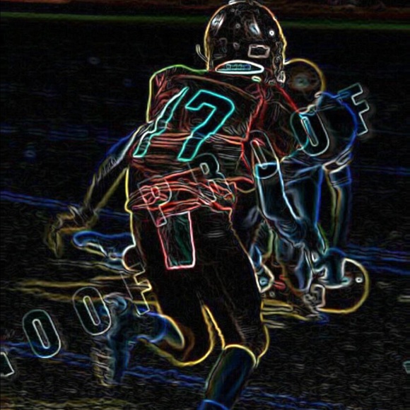 Profile Picture of Keaton Smith (@keatonesmith) on Poshmark