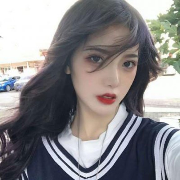 Profile Picture of Dennis Davidson (@teofilashella37) on Poshmark