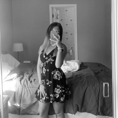 Profile Picture of Carlie Adkins (@carlie__adkins) on Twitter