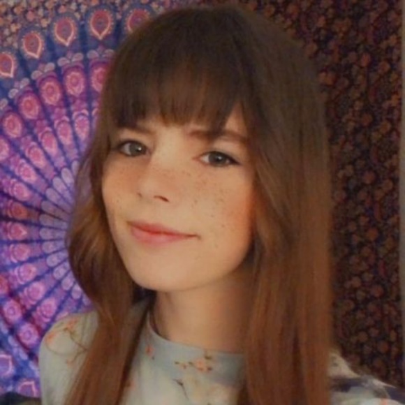 Profile Picture of Ariel Ramsey (@ramseyarielb) on Poshmark