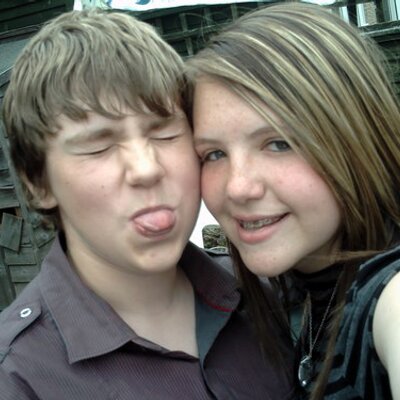 Profile Picture of Steven Lee Hazelwood (@BOOM_ur_DeD) on Twitter