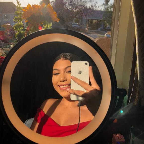 Profile Picture of Serena Castillo (@lilserena2003) on Poshmark