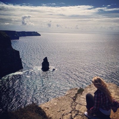 Profile Picture of Jenny Logan Lane (@JenELogan) on Twitter