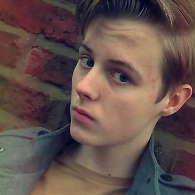 Profile Picture of James Webb (@JamesCelesteYT) on Twitter