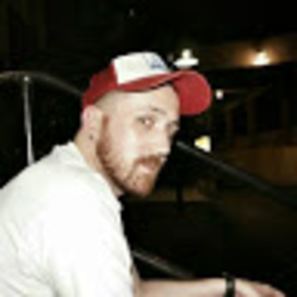 Profile Picture of Sean Mcmann (@seanmcmann1) on Poshmark