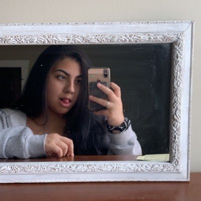 Profile Picture of L. (@lisa_warner6) on Twitter