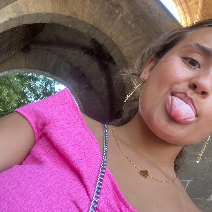 Profile Picture of m (@manuelaa.rdzz) on Tiktok
