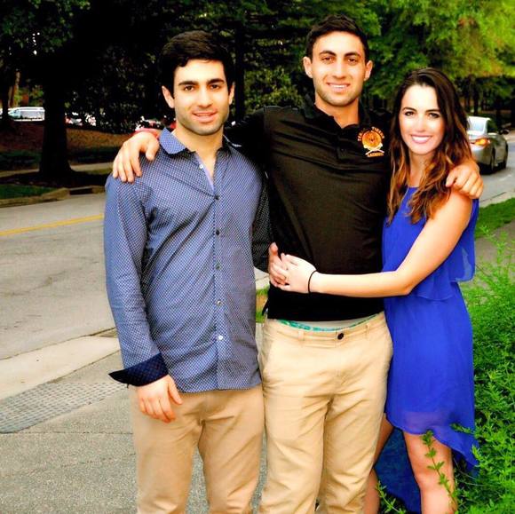 Profile Picture of Bianca Osian (@biancaosian) on Poshmark