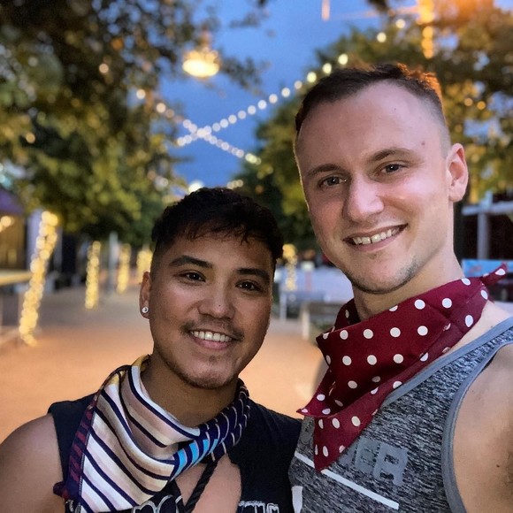 Profile Picture of Zach Howell (@zjamesh92) on Poshmark