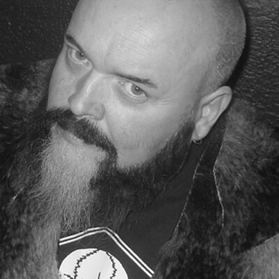 Profile Picture of ANDREW MOTT (@andy_engine) on Twitter