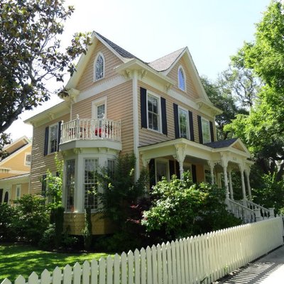 Profile Picture of Robert Ruark Inn (@ncCoastInn) on Twitter