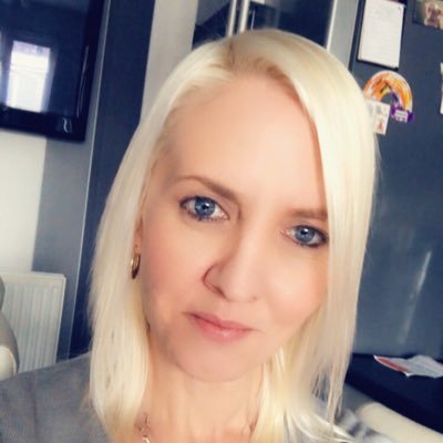 Profile Picture of Kerry Mullins (@kerrymullins71) on Twitter