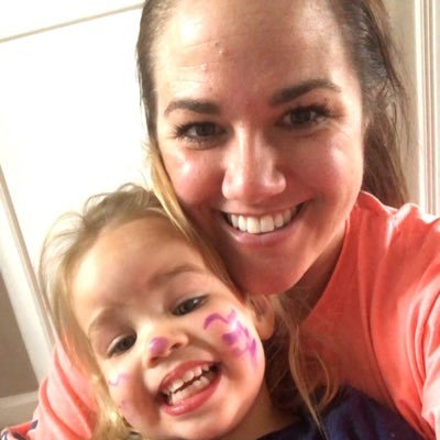 Profile Picture of Nancy McKinney (@NancyKMcKinney) on Twitter