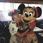 Lynnette Martinez - Instagram Profile Picture of Lynnette Martinez (@lynnetteloves) on Instagram