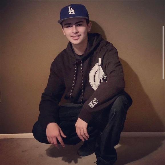 Profile Picture of Jorge Romero (@jorgeromero855) on Poshmark