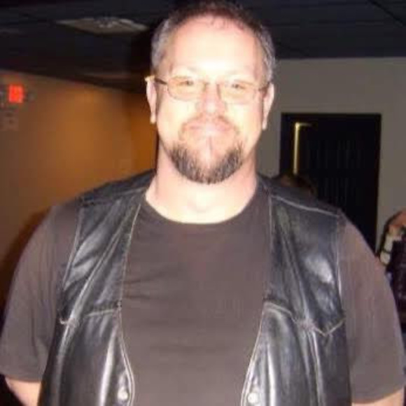 Profile Picture of Harold Crane (@hcrane5150) on Poshmark