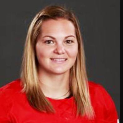Profile Picture of Jennifer Wakefield (@jennwake9) on Twitter
