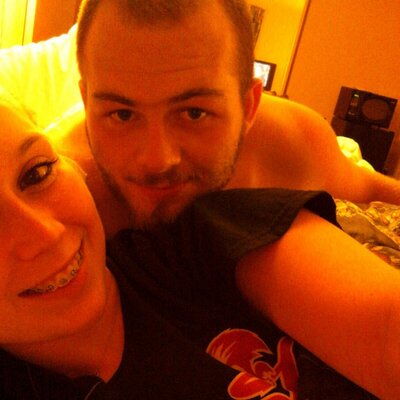 Profile Picture of Ashley Applegate (@sophiesmommy13) on Twitter