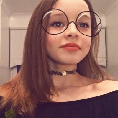 Profile Picture of Sara Lavery (@SaraLavery3) on Twitter